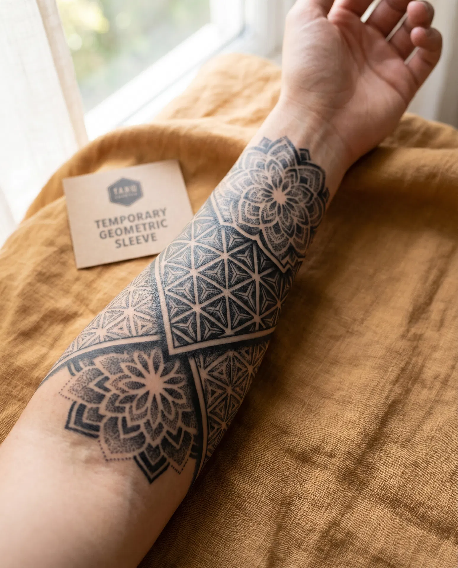 Geometric Sleeve